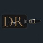 Etiqueta Para Maletas Elegante Black Gold Monograma Script Nombre Elegan<br><div class="desc">Elegante Black Gold Monograma Nombre de guión Elegante Etiqueta de bolsa</div>