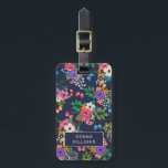 Etiqueta Para Maletas Estampado de flores vibrante<br><div class="desc">Etiqueta floral del equipaje con un modelo a mano bonito de flores en rosado,  amarillo,  blanco,  y púrpura,  y de mariposas en colores a juego en un fondo azul marino. Personalice con su nombre en un lado,  y su nombre y dirección en el otro.</div>
