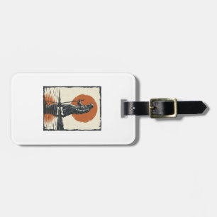 Etiqueta Para Maletas Figura caminando vintage reflejo de la puesta del 