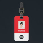 Etiqueta Para Maletas Foto Empresarial, Código de barras, logotipo, nomb<br><div class="desc">Personalice fácilmente esta etiqueta de equipaje de nombre de empleado del Personalizado con foto, código de barras de escaneo y logotipo comercial. Un sencillo diseño de negocio en tonos rojos y blancos personalizable completamente en tamaño delantero y trasero, sans-serif fuentes básicas y modernas y un aspecto profesional y claro. Perfecto...</div>