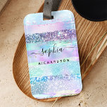 Etiqueta Para Maletas Girly Purpurina Faux Holographic | Púrpura azul ro<br><div class="desc">Esta elegante etiqueta para el equipaje de cristal presenta rayas abstractas de falsos purpurinas,  brillantes toques holográficos en azul turquesa,  rosa y morado. ¡Añade tu nombre en el guión escrito a mano!</div>