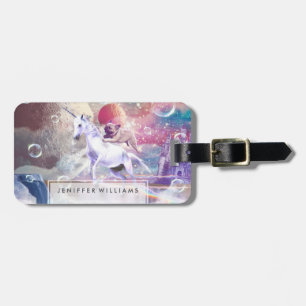 Etiqueta Para Maletas Goma arcoiris montando unicornio en el espacio.