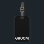 Etiqueta Para Maletas Groom Personalized Simple Modern Lumaletas Tag<br><div class="desc">Haga clic en "Personalizar" para personalizar el texto y/o cambiar el color de fondo. Hace un gran regalo de vacaciones o un rellenado de Guay,  regalo de cumpleaños o regalo de vacaciones.</div>
