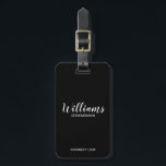 Etiqueta Para Maletas Groomsmen personalizado de escritura moderna negra<br><div class="desc">Etiqueta de equipaje de Groomsmen personalizado con guión moderno con el nombre personalizado del groomsman en blanco estilo de letra con título y fecha boda en sans serif moderno estilo de fuente sobre fondo negro. También perfecto para la empleada de honor, la niña flor, la madre de la novia, los...</div>
