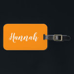 Etiqueta Para Maletas Guión de moda personalizado nombre Guay Fun Lu<br><div class="desc">Personalice esta divertida y moderna etiqueta de la caligrafía de la escritura con su nombre! Esta es la versión naranja brillante. ¡Ideal para sus vacaciones de verano,  fiestas de soltera,  campamento de verano para niños o vacaciones de primavera!</div>