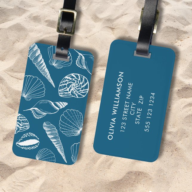 Etiqueta Para Maletas Ilustracion de la cubierta marina (Illustrated sea shell, nautical blue and white personalized luggage tag. Matching items available.)