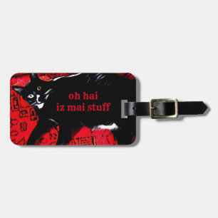 Etiqueta Para Maletas Kitty Tuxedo sobre la alfombra roja