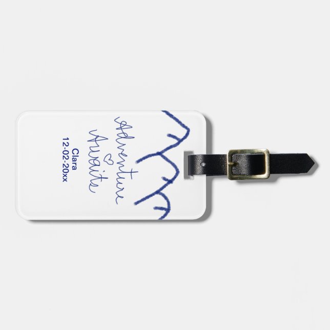 Etiqueta Para Maletas La aventura espera corazón de montaña azul agregar (Frente Horizontal)