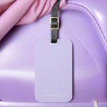 Etiqueta Para Maletas Lavender Purple Girly Script Monograma Nombre mode<br><div class="desc">Monograma morado Lavender Añade Su Propio Nombre Script Firma Pillow. La etiqueta de la bolsa de equipaje hace el dulce perfecto de 16 años,  boda,  ducha de novia,  ducha de bebé o regalo de soltera para alguien que ama un estilo moderno y elegante de la moda.</div>