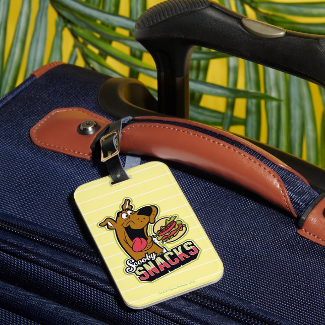 Etiqueta Para Maletas Logo de Scooby-Doo "Snacks Scooby" (Anverso In situ 1)