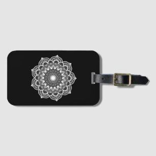 Etiqueta Para Maletas Mandala Blanca sobre Fondo Negro