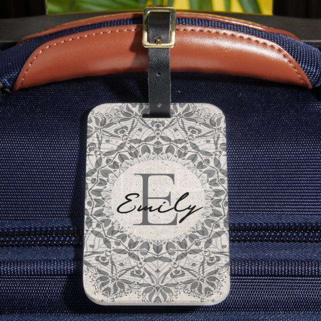 Etiqueta Para Maletas Mandala Nombre personalizado Monograma Gris claro  (Anverso In situ 2)