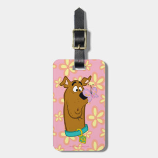 Etiqueta Para Maletas Mariposa en la nariz de Scooby-Doo