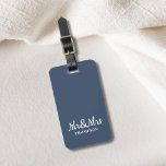 Etiqueta Para Maletas Minimalista elegante azul blanco Mr&Mrs Lumalat Ta<br><div class="desc">Etiqueta simple para el equipaje de personalizable con fondo azul / texto de Mr&Mrs. Puede agregar sus nombres y dirección.</div>