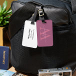 Etiqueta Para Maletas Moderno y sencillo nombre de monograma rosado e in<br><div class="desc">Un nombre monocromo moderno y sencillo de color rosa y un nombre inicial.</div>