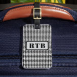 Etiqueta Para Maletas Monogram Black & White Houndstooth 2-sided w/Text<br><div class="desc">A trendy black and white classic-vintage houndstooth plaid pattern with large stylish monogram initials in a light grey frame. The reverse side is a black background with subtle light grey text. Change initials and edit personal information on back to make it yours using the Template provided. This is a 2"x3.5"...</div>