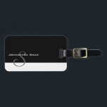 Etiqueta Para Maletas Monograma 5 personalizado<br><div class="desc">Un diseño muy sencillo de blanco y negro,  pero moderno y elegante a la vez. Cambie la letra grande "S" por la inicial de su apellido para obtener una apariencia monogramada de personalizado.</div>