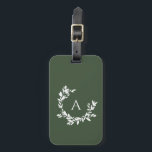 Etiqueta Para Maletas Monograma Botánico Verde Inicial<br><div class="desc">Una corona de hojas y laureles dibujada a mano rodea su monograma o inicial. El ilustracion floral mínimo es perfecto para un ambiente rústico o casero. Haga clic en el botón personalizar para cambiar el color de fondo o para agregar más texto.</div>