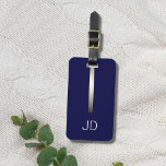 Etiqueta Para Maletas Monograma de franja Metalizado Guay Dark Navy Blue<br><div class="desc">Elegante personalizable etiqueta de equipaje azul oscuro con banda metalizado FAUX y su audaz monograma.</div>