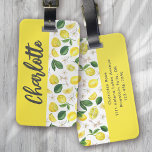 Etiqueta Para Maletas Monograma de limón cítrico de verano<br><div class="desc">¡✈️ ✨ etiquetados y a la moda! Aumente su estilo de viaje con nuestras etiquetas de equipaje personalizadas,  el compañero perfecto para cada aventura. 🛄 🎉 ¿Dónde te llevará tu próxima aventura?</div>