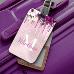 Etiqueta Para Maletas Monograma del purpurina de goteo rosa morado flora<br><div class="desc">Añada un toque de purpurina y glam a su oficina o dormitorio con esta elegante etiqueta de equipaje personalizada. Esta plantilla de diseño de moda presenta un elegante diseño floral de vigas en color morado, rosa, borgoña y un purpurina falso rosado. Para hacerlo extra especial, también es monogramado y personalizado....</div>