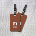 Etiqueta Para Maletas Monograma negrita blanco simple marrón<br><div class="desc">Elegante etiqueta de equipaje marrón personalizable con monograma audaz.</div>