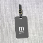 Etiqueta Para Maletas Monograma negrita blanco y gris sencillo<br><div class="desc">Elegante etiqueta de equipaje gris personalizable con monograma negrita.</div>