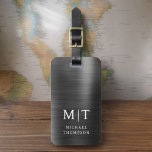 Etiqueta Para Maletas Monograma negro cepillado metálico elegante<br><div class="desc">Aumente su experiencia de viaje con nuestro clásico elegante y moderno Monograma Minimalista Etiqueta para el equipaje. Este accesorio de diseño meticuloso combina a la perfección la elegancia atemporal con el minimalismo contemporáneo, asegurando que su equipaje se destaque con la sofisticación. Diseñada con precisión y atención a los detalles, esta...</div>