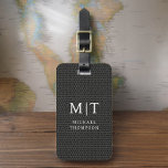 Etiqueta Para Maletas Monograma Patrón elegante metálico negro<br><div class="desc">Aumente su experiencia de viaje con nuestro clásico elegante y moderno Monograma Minimalista Etiqueta para el equipaje. Este accesorio de diseño meticuloso combina a la perfección la elegancia atemporal con el minimalismo contemporáneo, asegurando que su equipaje se destaque con la sofisticación. Diseñada con precisión y atención a los detalles, esta...</div>