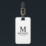 Etiqueta Para Maletas Monograma y nombre de Groomsman personalizado mode<br><div class="desc">Regalos Groomsman personalizados modernos en blanco y negro con monograma personalizado,  nombre y título de un groomsman con estilo de letra serif clásico negro sobre fondo blanco. También perfecto para el Mejor Hombre,  Padre de la Novia y más.</div>