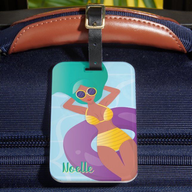 Etiqueta Para Maletas Mujer negra descansando en el estanque (Anverso In situ 2)