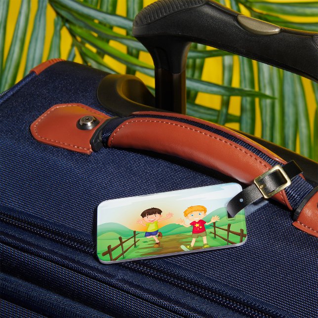 Etiqueta Para Maletas Niños felices jugando afuera (Subido por el creador)