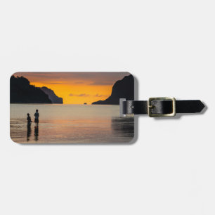 Etiqueta Para Maletas Niños pescando al atardecer