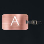 Etiqueta Para Maletas Nombre de monograma Metalizado cepillado de oro Ro<br><div class="desc">Rosa Oro } Rubor Rosado Cepillado Relieve metalizado Metalizado Nombre Monograma y Etiqueta de equipaje inicial. Esta etiqueta de bolso es perfecta para volver a la escuela,  trabajar o viajar.</div>