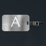 Etiqueta Para Maletas Nombre de monograma Metalizado cepillado plateado<br><div class="desc">Lujoso Monograma de Relieve metalizado Metalizado cepillado plateado y etiqueta de equipaje inicial. Esta etiqueta de bolso es perfecta para volver a la escuela,  trabajar o viajar.</div>