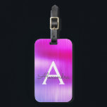 Etiqueta Para Maletas Nombre de monograma Metalizado cepillado púrpura e<br><div class="desc">Nombre de monograma de Relieve metalizado Metalizado cepillado morado y etiqueta de equipaje inicial. Esta etiqueta de bolso es perfecta para volver a la escuela,  trabajar o viajar.</div>