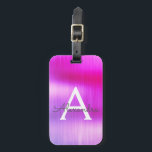 Etiqueta Para Maletas Nombre de monograma Metalizado cepillado púrpura e<br><div class="desc">Nombre de monograma de Relieve metalizado Metalizado cepillado morado y etiqueta de equipaje inicial. Esta etiqueta de bolso es perfecta para volver a la escuela,  trabajar o viajar.</div>