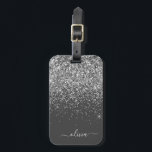 Etiqueta Para Maletas Nombre del monograma de la parrilla del Purpurina<br><div class="desc">Nombre del monograma del Purpurina de espuma de color gris plata y carbón vegetal (gris) y almohada inicial. La etiqueta de la bolsa de equipaje hace el dulce perfecto de 16 años, boda, ducha de novia, ducha de bebé o regalo de soltera para alguien que decora su habitación con estilo....</div>