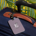Etiqueta Para Maletas Nombre exclusivo de estilo y tipo de monograma púr<br><div class="desc">Todo se trata de ti con este hermoso diseño de etiquetas para equipaje que es una elegante representación de tu nombre y monograma. Las series clásicas y una tipografía de escritura más ornamentada se combinan en una simetría equilibrada. Los tres elementos se mezclan con una sofisticada armonía y crean su...</div>