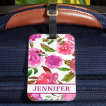 Etiqueta Para Maletas Nombre personalizado Floral de color morado girato<br><div class="desc">Este moderno diseño presenta su nombre personalizado en un fondo de color morado con flores. Personalizado editando el texto en la caja de texto proporcionado #travel #adventure #luggagetags #accessorios de viaje #personalized #personalizadasgifts #personalizado #gifts</div>