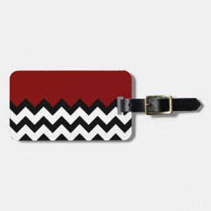 Etiqueta Para Maletas Patrón de Chevron blanco negro, rojo oscuro que at