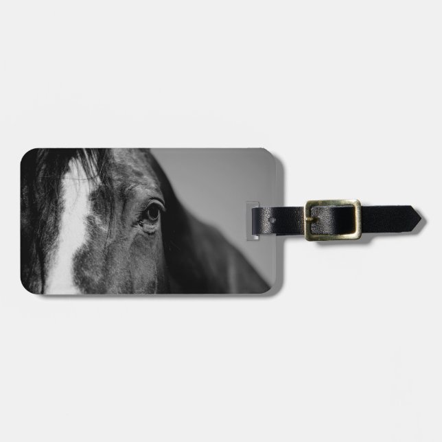 Etiqueta Para Maletas Pintura de ojos de caballo blanco negro (Frente Horizontal)