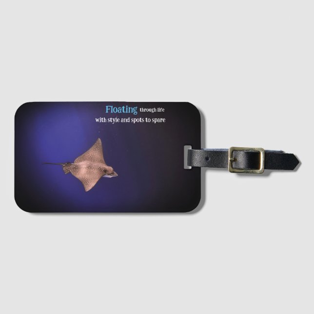 Etiqueta Para Maletas Rayo de águila localizada bajo el agua (Anverso horizontal)