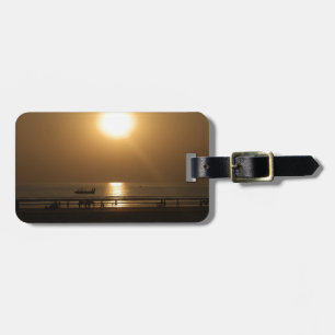 Etiqueta Para Maletas Reflexión sobre la puesta de sol en verano dorado 