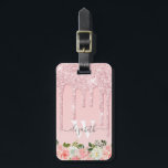 Etiqueta Para Maletas Rosa monogramado Purpurina oro gotea flores rosada<br><div class="desc">Moderno, rosa de oro purpurina gotea nombre y diseño monogramado. Este diseño presenta goteos de brillo de purpurina rosa rosa rosa rosado sobre fondo rosado. En la parte inferior de la acuarela rosa de color rosa subió la disposición floral. Incluyendo una inicial de monograma personalizada personalizado y una plantilla de...</div>