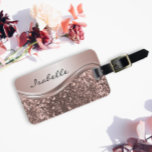 Etiqueta Para Maletas Rosa Purpurina de burlas de oro Bling Metalizado p<br><div class="desc">Este diseño puede ser personalizado en el área proporcionada cambiando la foto y/o el texto. O puede personalizarse haciendo clic en Personalizar esta plantilla y, a continuación, eligiendo la opción de hacer clic en el personalizar y eliminando o cambiando el color del fondo, agregando texto, cambiando el color o estilo...</div>