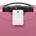 Etiqueta Para Maletas Rosa Purpurina de oro Chevron Monograma de mármol<br><div class="desc">Fondo Rubor con un elegante monograma en la parte inferior a con patrón de purpurina de chevron de oro en el centro y mármol rosa en la parte superior. Elegante y moda que se puede personalizar muy fácilmente. Consulta nuestra tienda para ver más artículos que coincidan.</div>