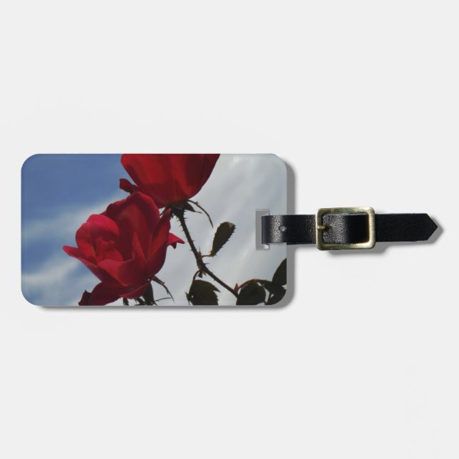 Etiqueta Para Maletas Roses rojos contra un brillante cielo azul (Frente Horizontal)