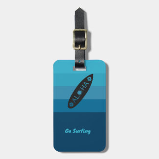 Etiqueta Para Maletas Silueta de tabla de surf en olas del océano azul
