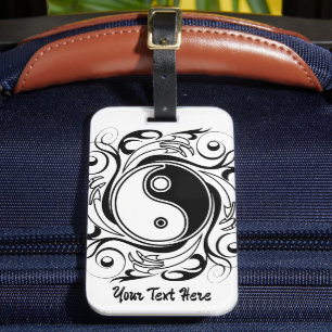 Etiqueta Para Maletas Símbolo Yin & Yang en estilo de tatuaje negro y bl